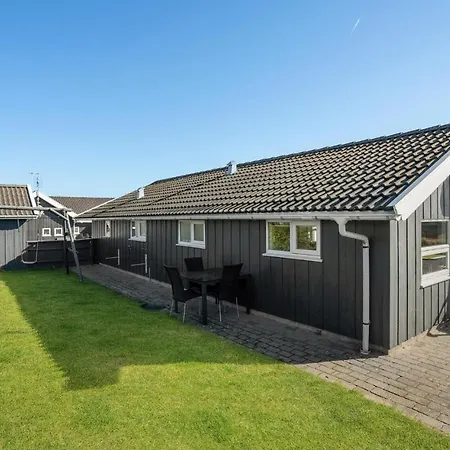 Pet Friendly In With Sauna Nordborg