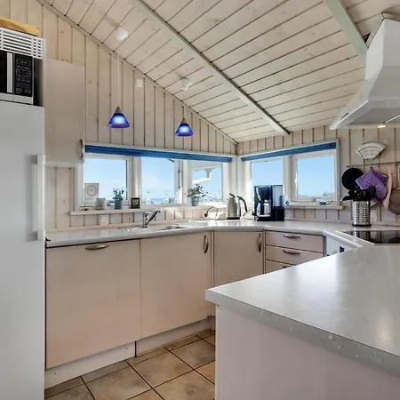 Gorgeous Home In Nordborg With Sauna *