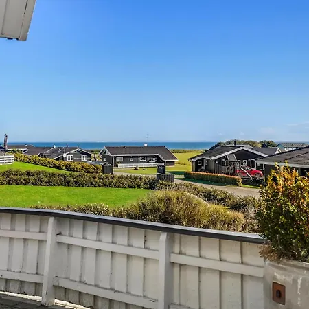 Gorgeous Home In Nordborg With Sauna بيت للعطل *