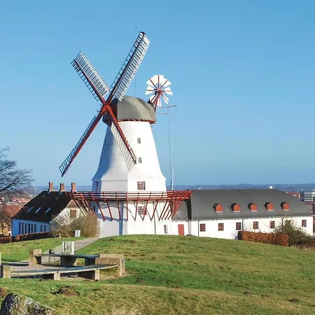 Gorgeous Home In Nordborg With Sauna * نُوابورغ